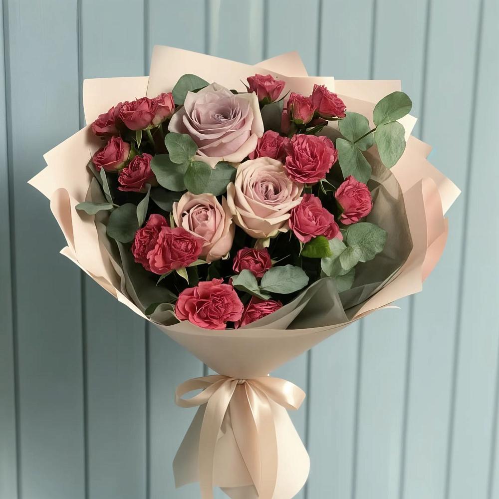Букет цветов из: Гвоздики и Розы в Предивинске