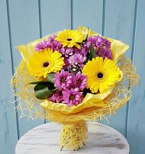 Букет цветов из:  Хризантемы и Герберы #REPLACE_PRED# Предивинске