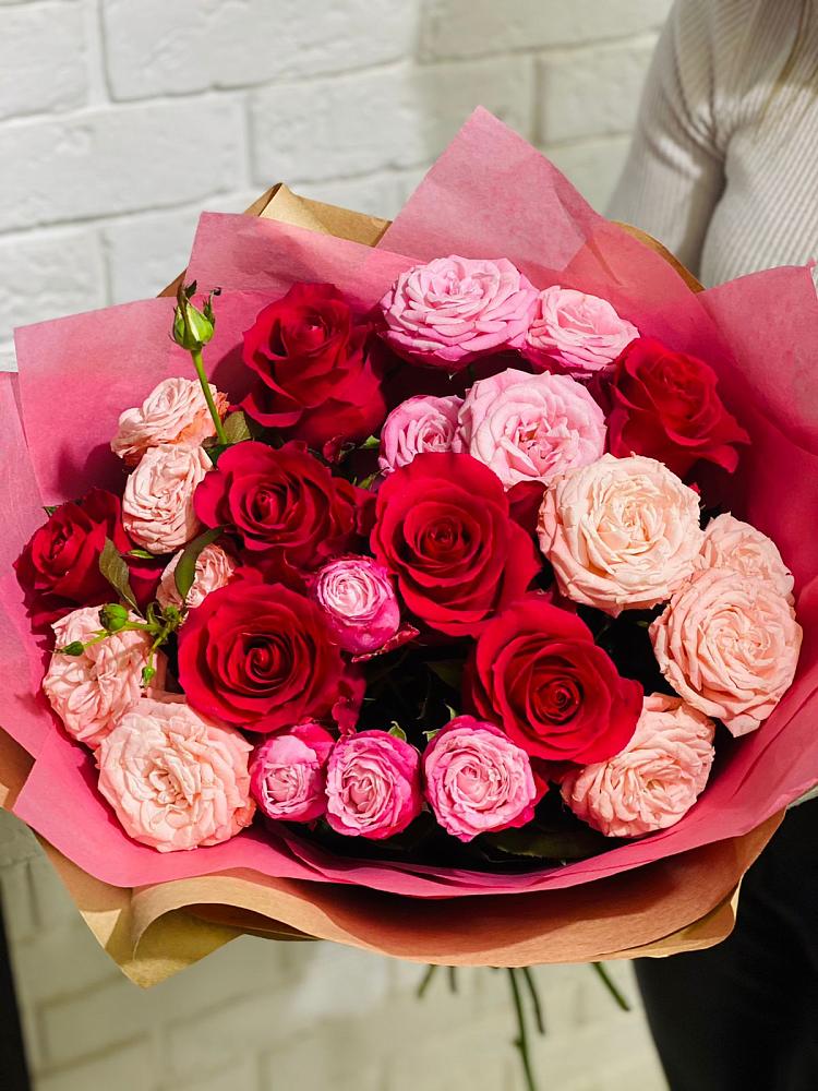 Букет цветов из: Розы в Предивинске