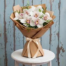 Букет цветов из:  Орхидеи и Розы в Предивинске